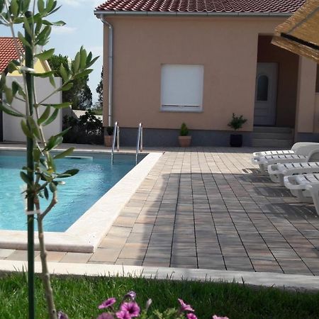 Holiday Home Luka زادار المظهر الخارجي الصورة
