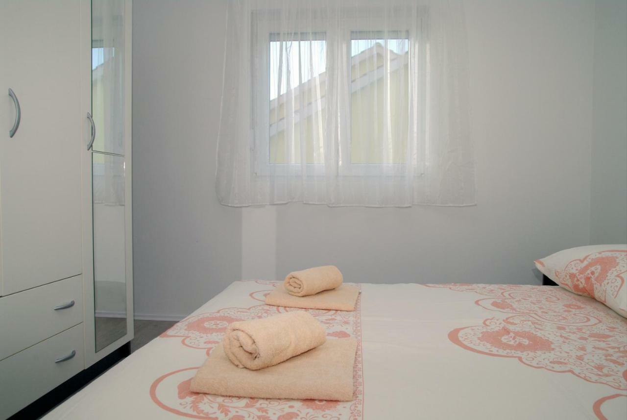 Holiday Home Luka زادار المظهر الخارجي الصورة