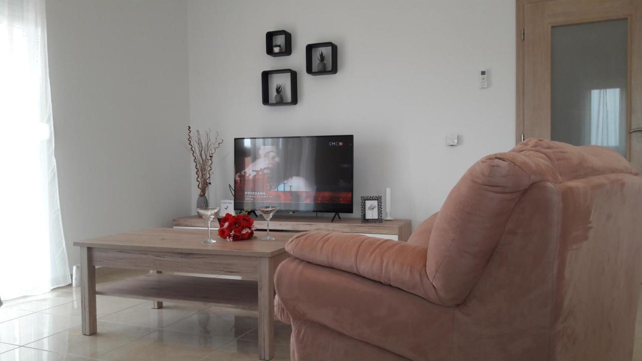 Holiday Home Luka زادار المظهر الخارجي الصورة